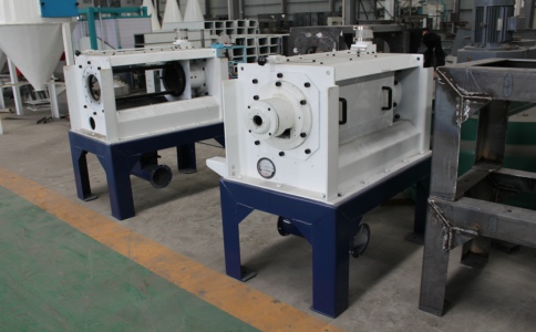 ���׼ӹ��Cе